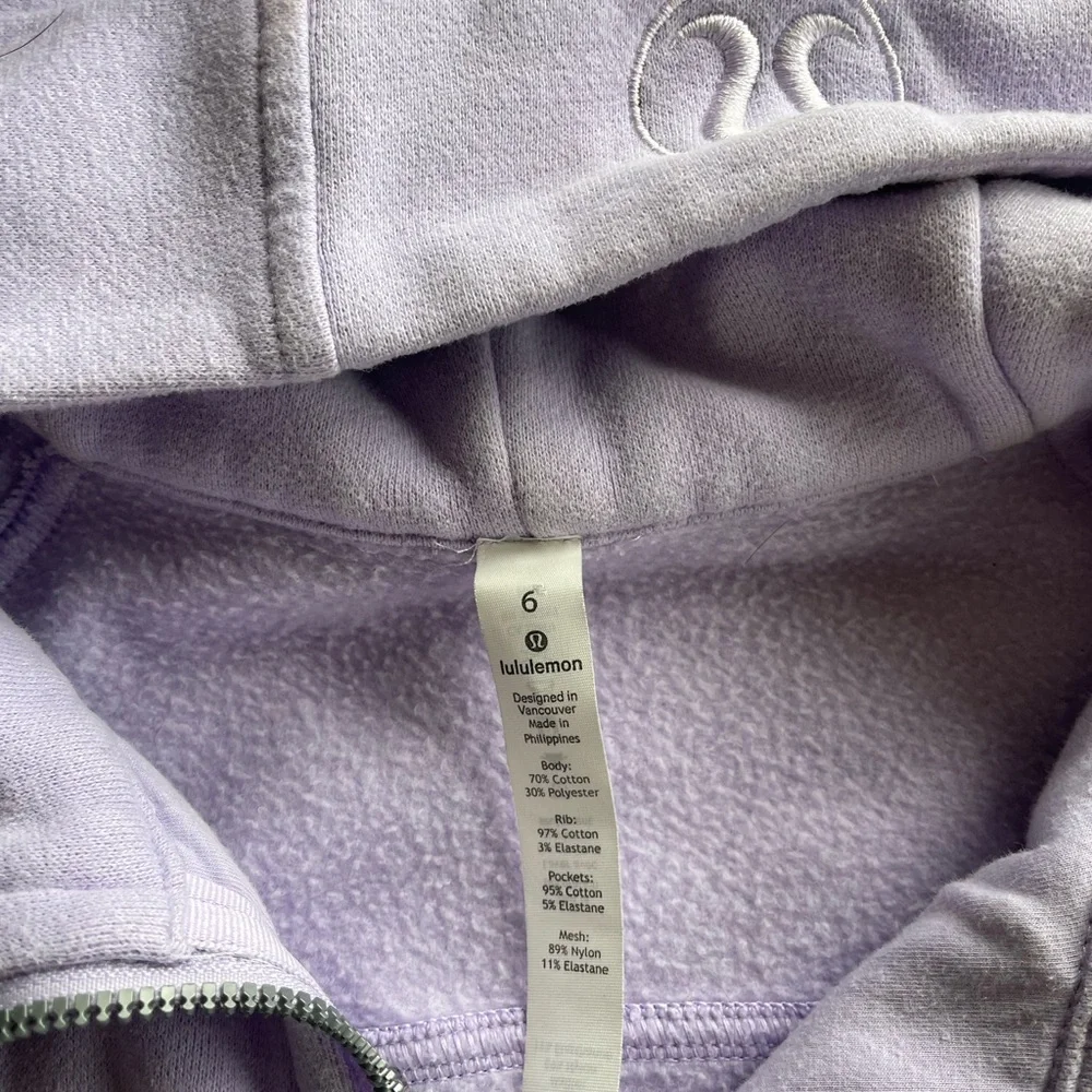 Lululemon bundle - Picture 2 of 5